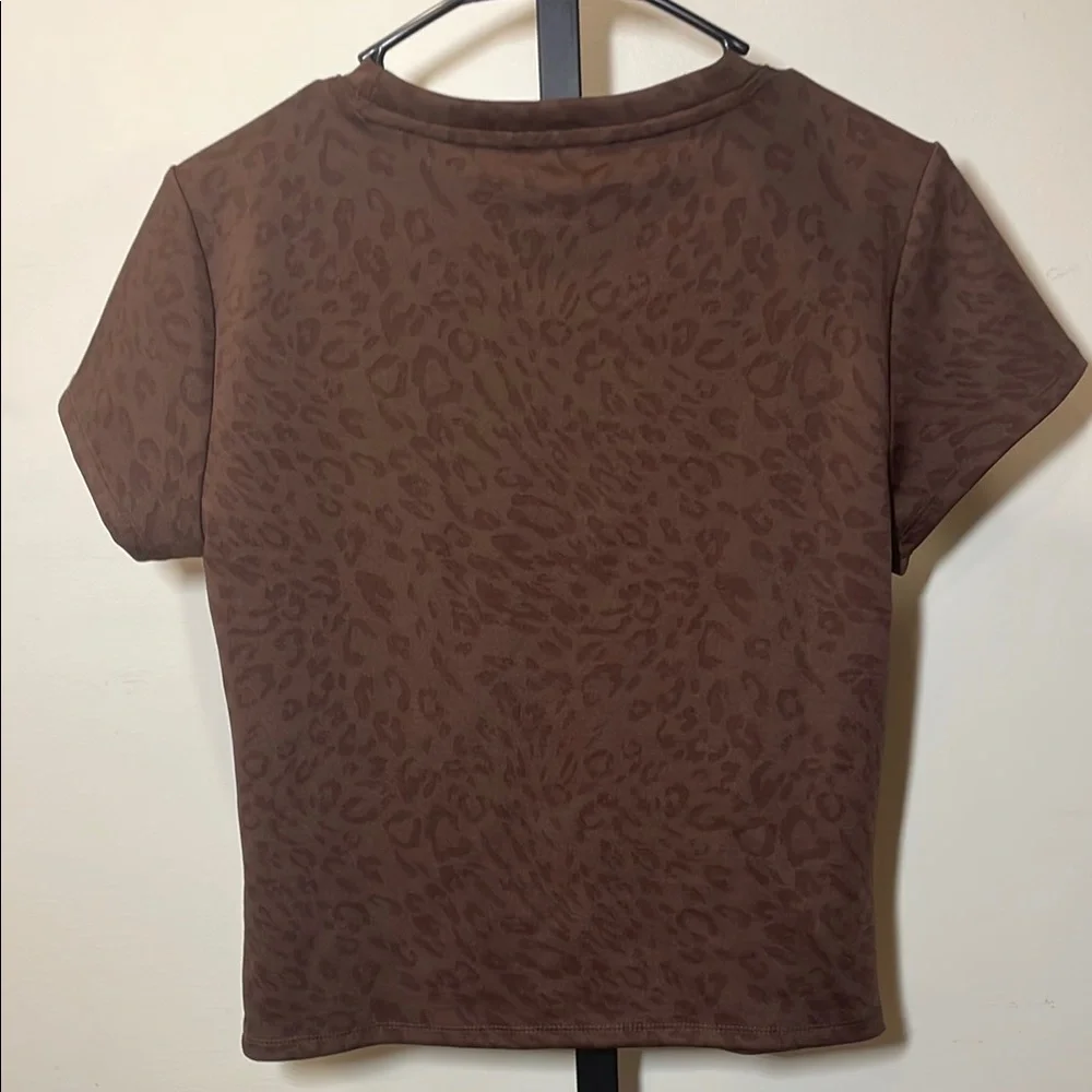 Forever 21 Brown Leopard Print Top - Picture 3 of 6